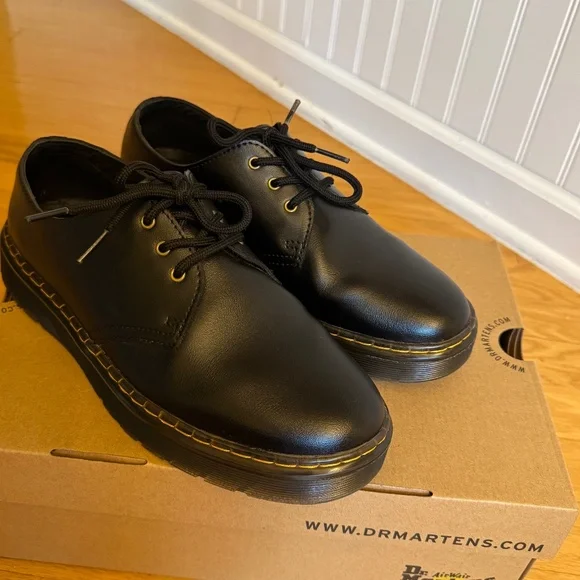 Dr. Martens | Shoes | Drmartens Zavala Lo Black Leather  display picture 2